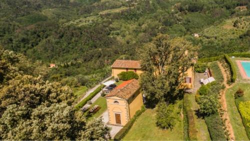 Massa e Cozzile Villa | Villa cerreta