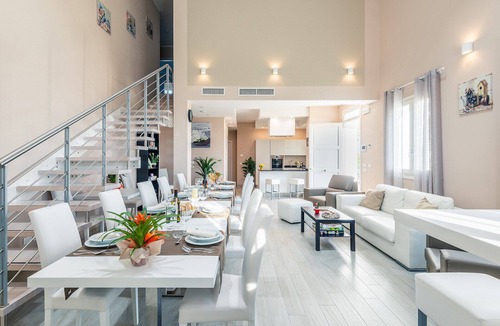 Monsummano Terme Villa | VILLA CHIARA - Five Bedroom Villa, Sleeps 10