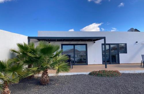 El Cuchillo Villa | Villa Chona