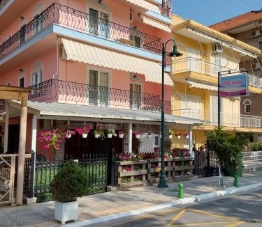 Olymbiaki Akti Apartment | Villa Christina