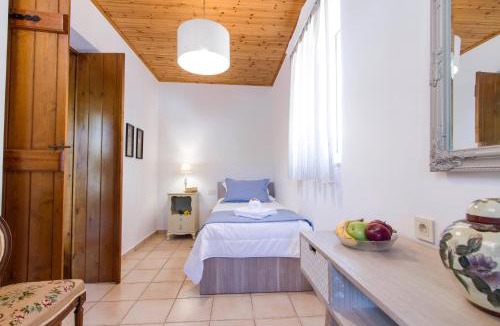 Makronas Villa | Villa Christini