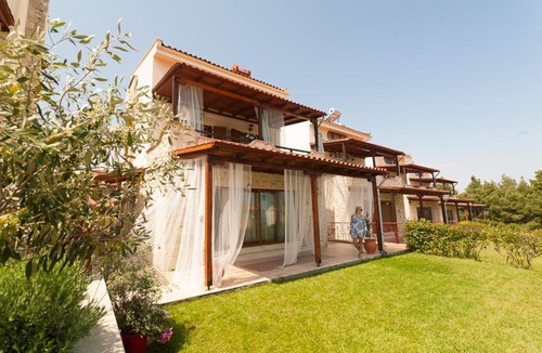 Afytos Villa | Villa Christos