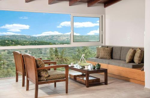 Apokoronas Villa | Villa Chrysallis with heated pool