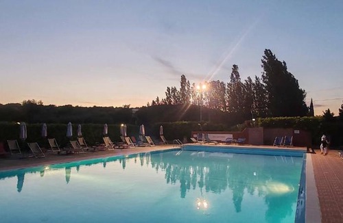 Giungano Bed & Breakfast | Villa Cilento, PISCINA CAMERE APPARTAMENTI & RISTORANTE