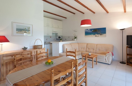 Santa Giulia Villa | Villa Classic 3 bedrooms - Santa Giulia - Residence with heated pool