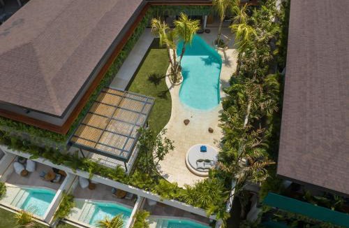 Berawa Villa | Villa Coco Bay - Iconic 8BR Tropical Villa Next to the Beach