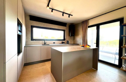 Frata House | Villa Coco - stylish vacation home, near Poreč. Only 5 minutes to the beach!