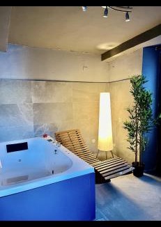 Blevio House | VILLA Como, Jacuzzi Spa and Private Pool