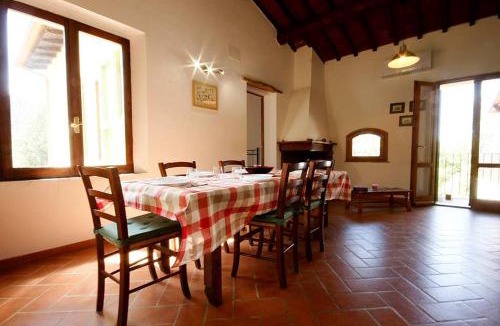 Chianni Villa | Villa con Piscina 10 Posti Letto, L'Oliveta Di Rivalto
