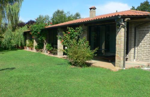Canale Monterano Villa | Villa con piscina