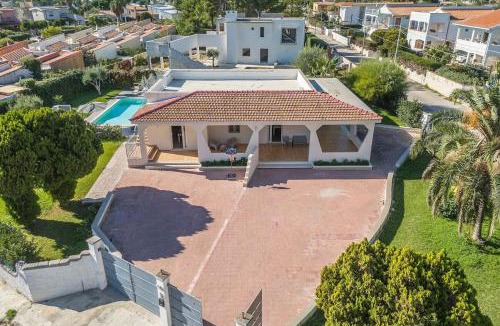 Fontane Bianche Apartment | villa con piscina vista mare