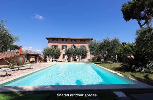 Suburbio VII Portuense Villa | Villa con piscina