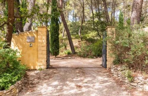 Rognes Villa | Villa confortable avec jardin à Rognes – 200 m²