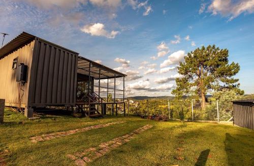 Sao Roque House | Villa Container in the Wine Route