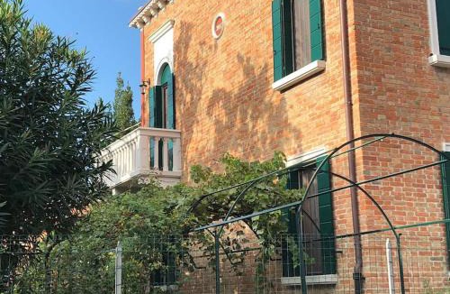 Santa Maria in Stelle Bed & Breakfast | Villa Contarini B&B