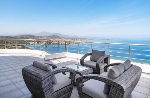 Markopoulo Mesogaias Apartment | Villa Coral -first Floor Apartment-