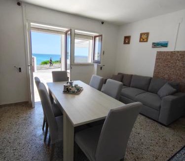 Marina San Gregorio House | Villa Cordella 3