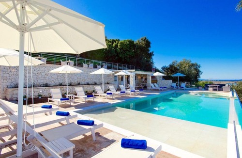Agios Spyridon Corfu Villa | Villa Corfu Panorama by PosarelliVillas