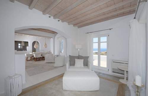 Houlakia Villa | Villa Crystal