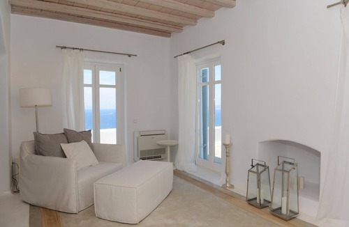 Houlakia Villa | Villa Crystal