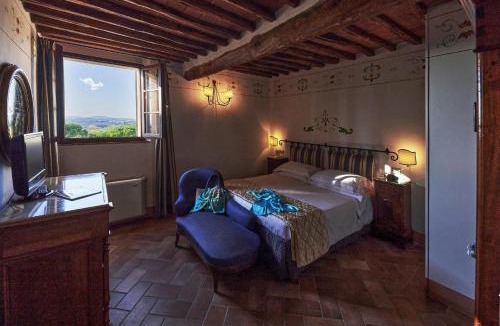 Castelnuovo Berardenga Hotel | Villa Curina Resort