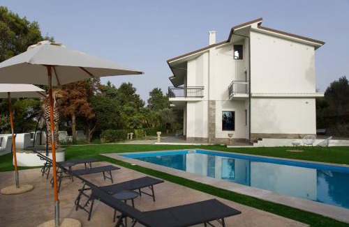 Caronia House | Villa D'Angelo - Intera villa con piscina ad uso esclusivo