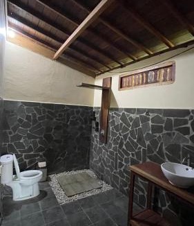 Senggigi Apartment | Villa D'La Madeira