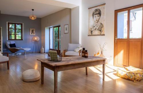 Tresserve Villa | Villa de 181m2 4 chambre avec piscine et stationnement