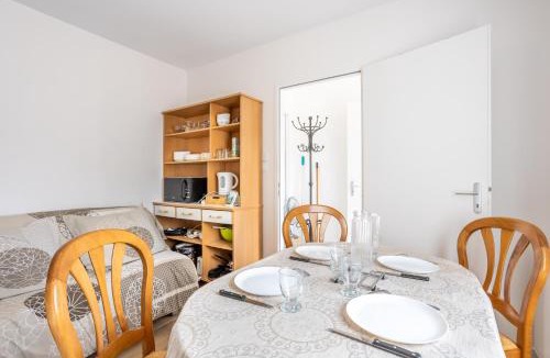Curzon Villa | Villa de Céline
