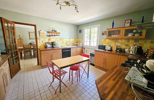 Julienne House | Villa de Charme Avec Piscine - Idéale Pour des Vacances en Famille ou Entre Amis