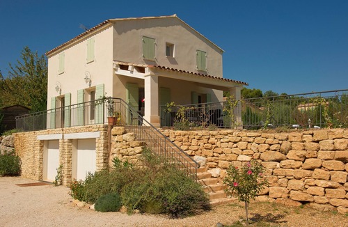 Saint-Saturnin-les-Apt House | Villa de Vacances Confortable Idéale Pour des Vacances en Toute Sérénité!