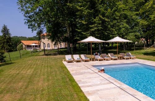 Vieux-Mareuil Villa | Villa de La Roussie