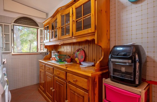 Manduria Villa | Villa 'Degli Ulivi' with Private Terrace and Air Conditioning