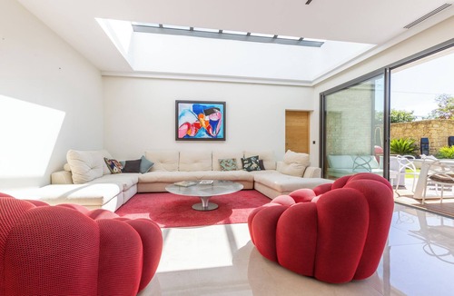 Est House | VILLA DE LA TORSE