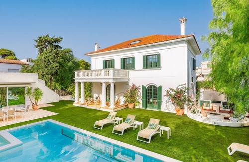 Sitges Villa | Villa De Los Leones - Seven Bedroom Villa, Sleeps 19