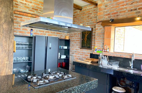 Cuenca Villa | Villa de Lujo en Cuenca con Vista Panorámica