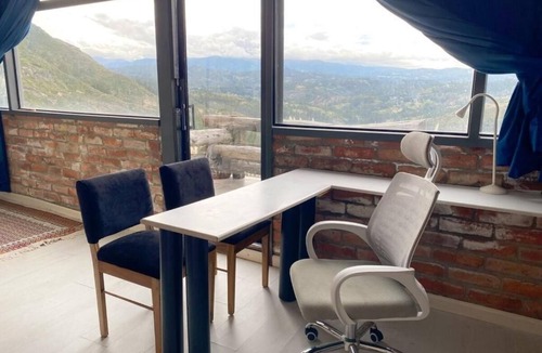 Cuenca Villa | Villa de Lujo en Cuenca con Vista Panorámica
