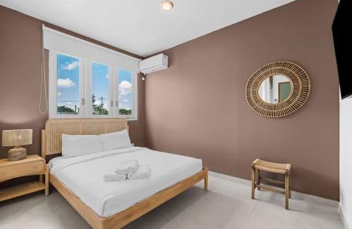 Punta Las Marias Apartment | Villa de Playa Beachside Retreat with Balcony and Pool