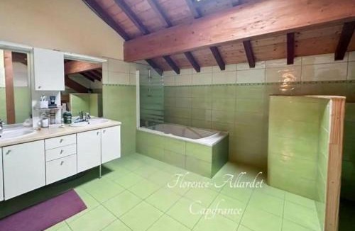 Saint-Offenge-Dessous House | Villa de Saint-Offenge