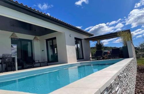 Lussan Villa | Villa de vacances avec piscine Lussan(proche Uzes)
