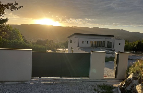 Saint-Peray Villa | VILLA DE VACANCES LA PINATTE