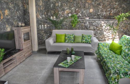 Acireale Villa | Villa Dedalisa by holidayngo