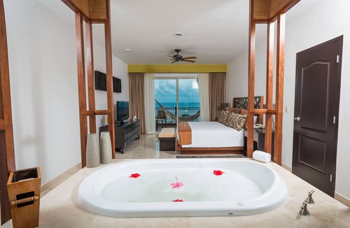 Playa Mujeres Resort | Villa del Palmar Cancun All Inclusive Beach Resort & Spa