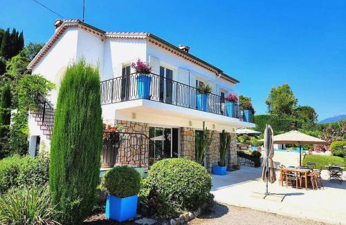 Vence Villa | Villa Del Sol with Mountain Views