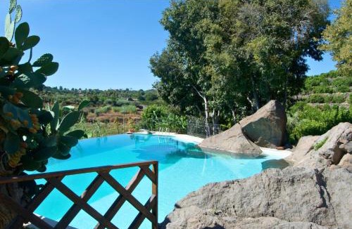 Aci San Filippo Villa | Villa Delle Antiche Terme Romane