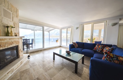 Kas Villa | Villa Deniz (villa directly to the sea) - stunning sea view