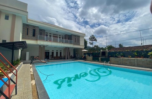 Cibiru Villa | villa Deris 7 kamar
