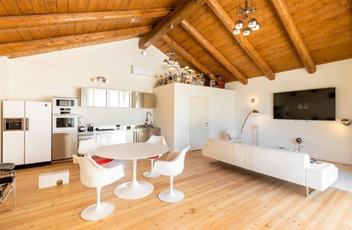 Guzman Villa | Villa Desiderio - Three Bedroom Villa, Sleeps 10