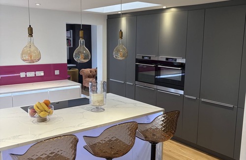 St Austell Villa | Villa Designer Private Bathroom Landmark view