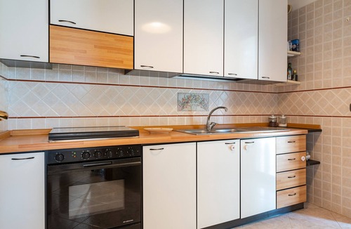 Coreggia House | Villa Dimora Loris with Garden, Shared Terrace & Wi-Fi